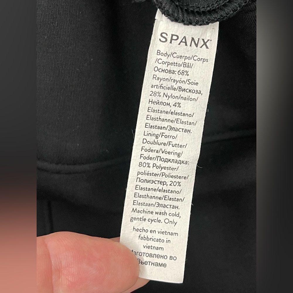 SPANX Hi Rise Flare Pants in Classic Black NWT 1X - Picture 13 of 13